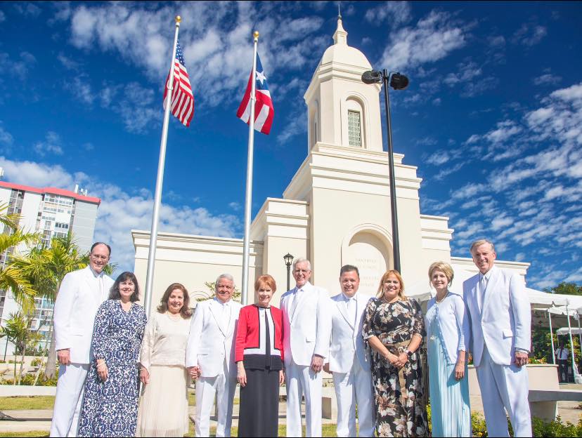 Elder Christofferson dedica el Templo de Puerto Rico