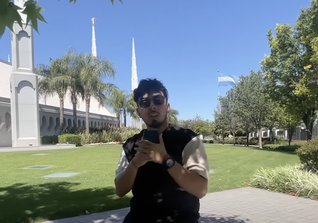 youtuber ingresa a un templo mormón