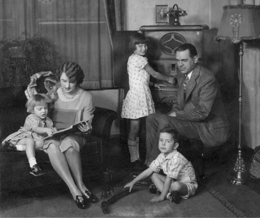 La familia Nelson en la Navidad de 1928.